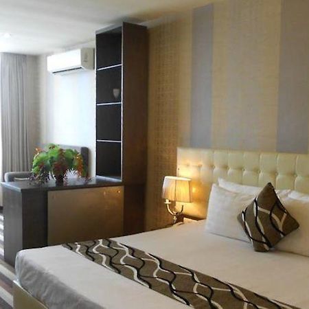 Venus Hotel Ханой Экстерьер фото