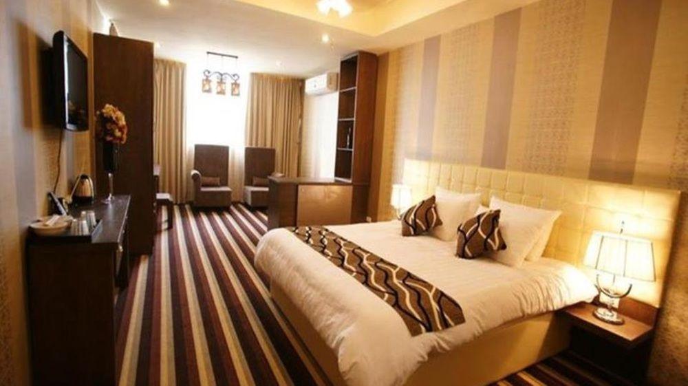 Venus Hotel Ханой Экстерьер фото