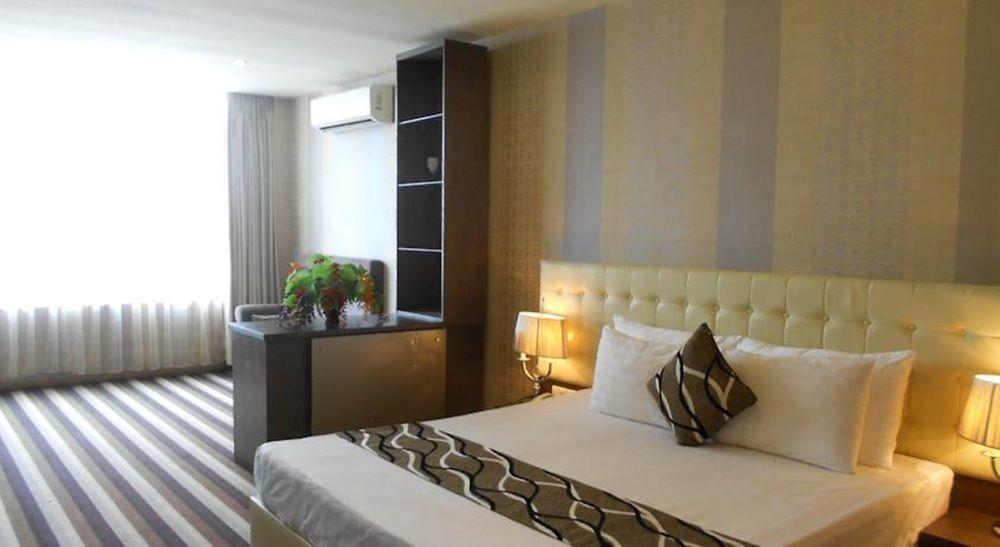 Venus Hotel Ханой Экстерьер фото