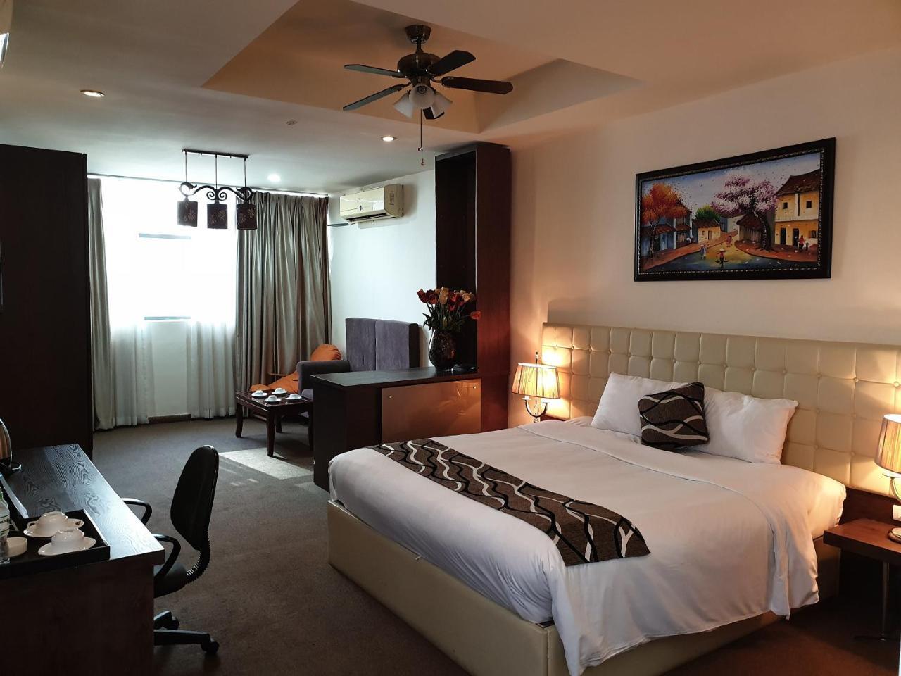 Venus Hotel Ханой Экстерьер фото